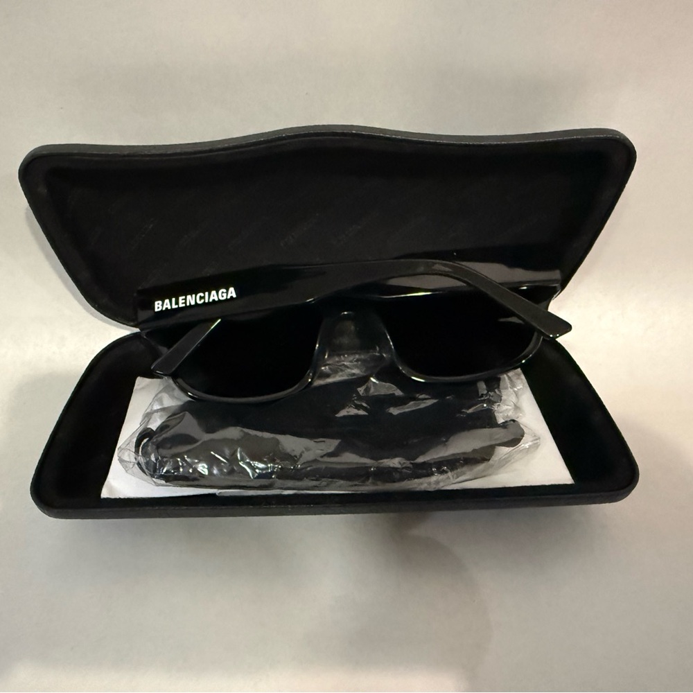 Balenciaga Sleek Black Sunglasses with Case